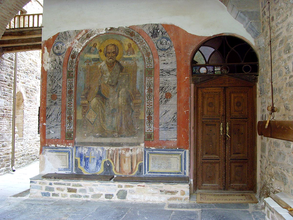 Церковь монастыря Дафни в Афинах