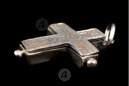 Silver Screw Cross Necklace 52