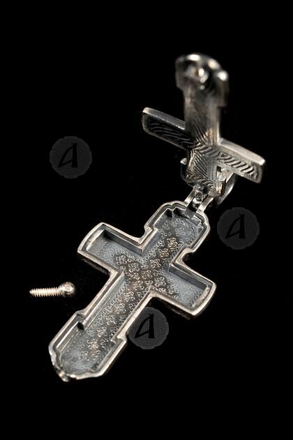 Silver Screw Cross Necklace 150